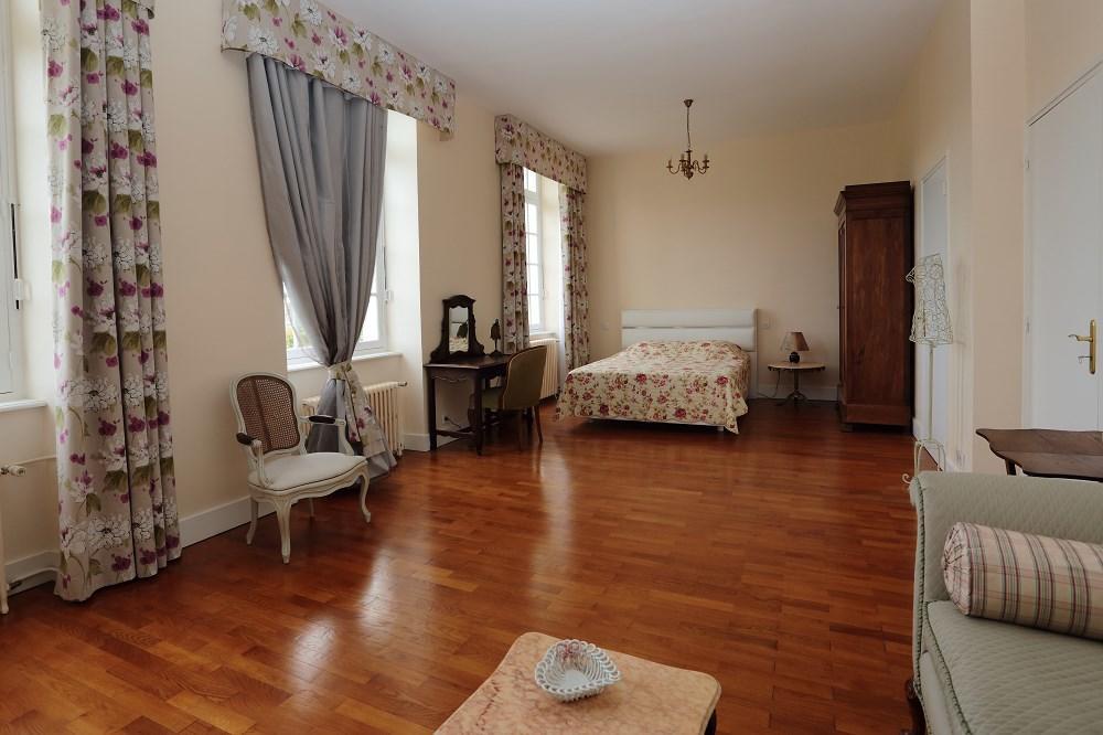 La Maison De Ma Tante Panzió Pougues-les-Eaux Kültér fotó